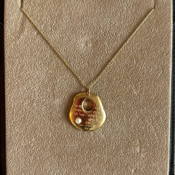 Yvel Gold Pendant Necklace